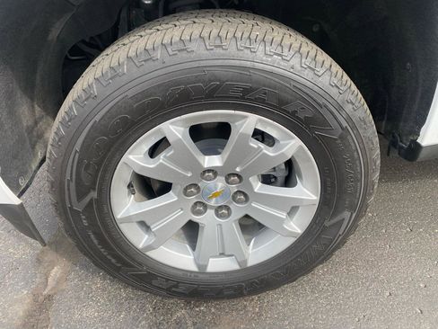 Used 2022 Chevrolet Colorado LT w/ Fleet Safety Package image 34