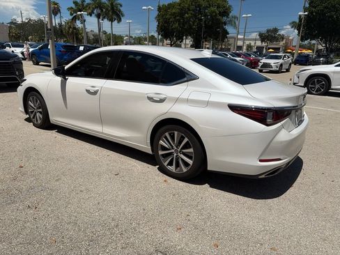 Used 2020 Lexus ES 350 w/ Premium Package FWD image 6
