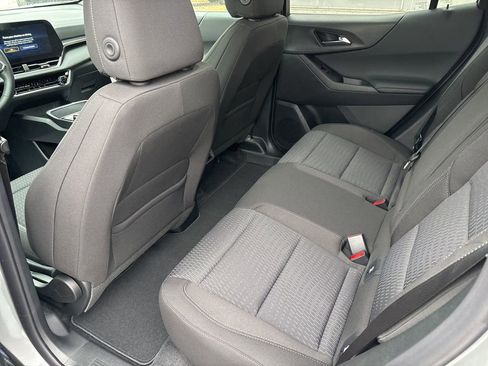 New 2026 Chevrolet Equinox LT w/ Safety and Technology Package image 9