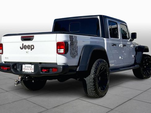 Used 2022 Jeep Gladiator Rubicon w/ Cold Weather Group image 13