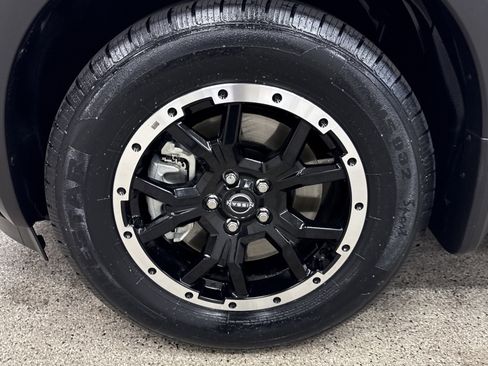 Used 2024 Nissan Pathfinder Rock Creek image 2