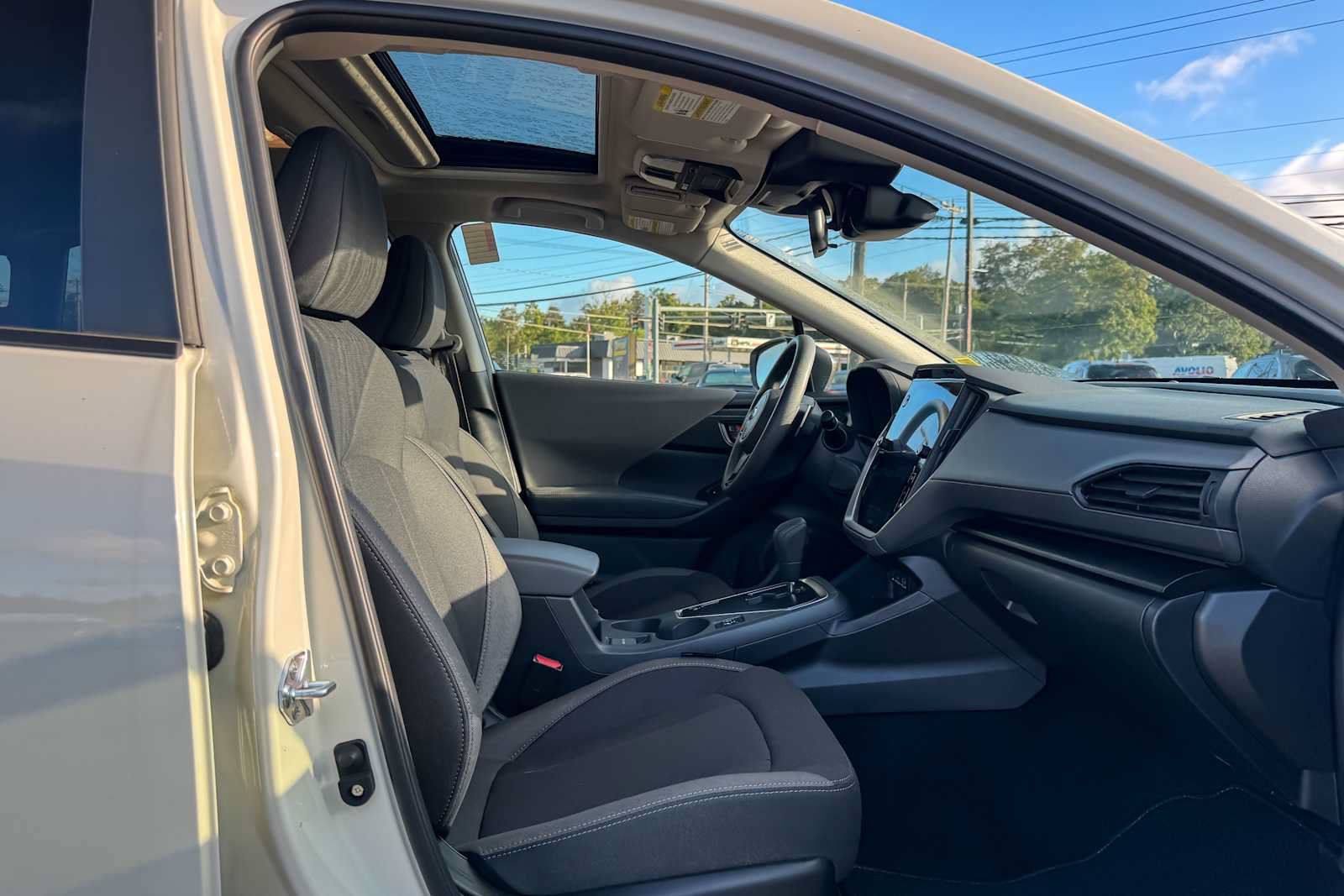 Used 2025 Subaru Crosstrek 2.5i Premium AWD/4WD image 8