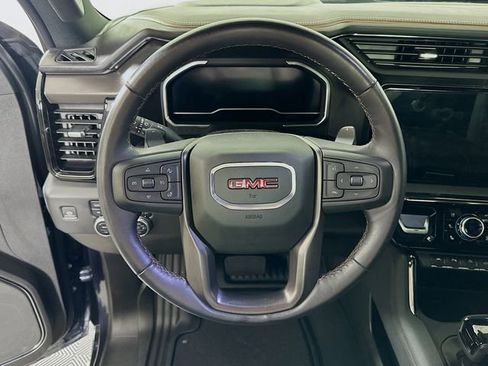 Used 2023 GMC Sierra 1500 AT4 w/ Technology Package AWD/4WD image 15