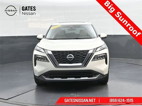 Used 2023 Nissan Rogue SL w/ SL Premium Package image 5