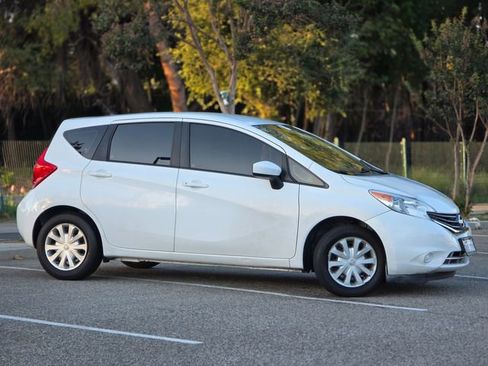 Used 2015 Nissan Versa Note S Plus FWD image 5