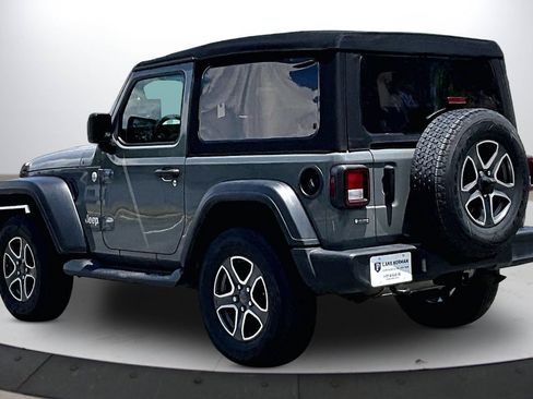 Used 2021 Jeep Wrangler Sport AWD/4WD image 7