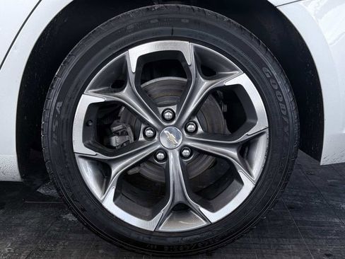 Used 2021 Chevrolet Malibu LT image 36