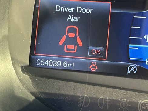 Used 2023 Ford Edge ST w/ Equipment Group 401A image 25