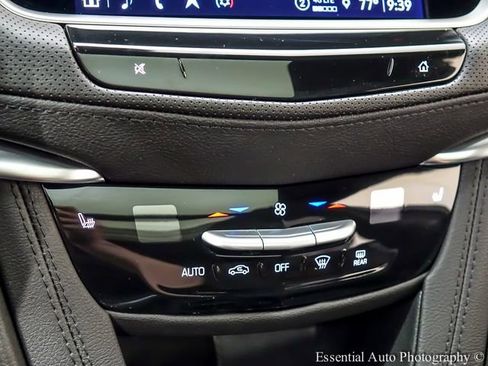 New 2026 Cadillac XT5 Premium Luxury w/ LPO, Floor Liner Package AWD/4WD image 19