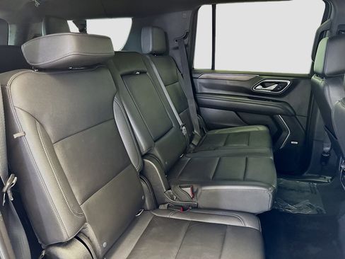 Used 2021 Chevrolet Suburban LT image 20