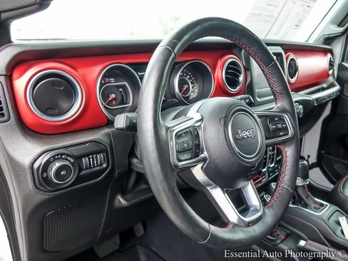Used 2019 Jeep Wrangler Unlimited Rubicon w/ Dual Top Group AWD/4WD image 12