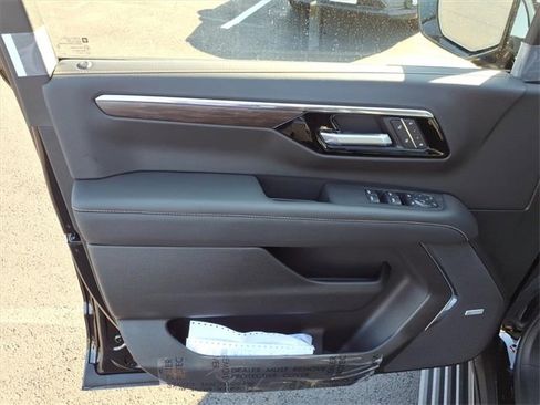 New 2026 Chevrolet Tahoe Premier image 10