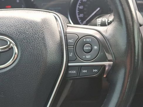 Used 2018 Toyota Camry XLE w/ Driver Assist Package FWD image 21