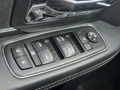 Used 2017 RAM 1500 Limited image 19
