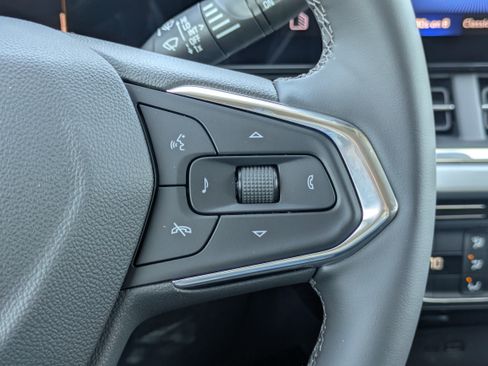 New 2026 Chevrolet Trax LT w/ Driver Confidence Package image 17