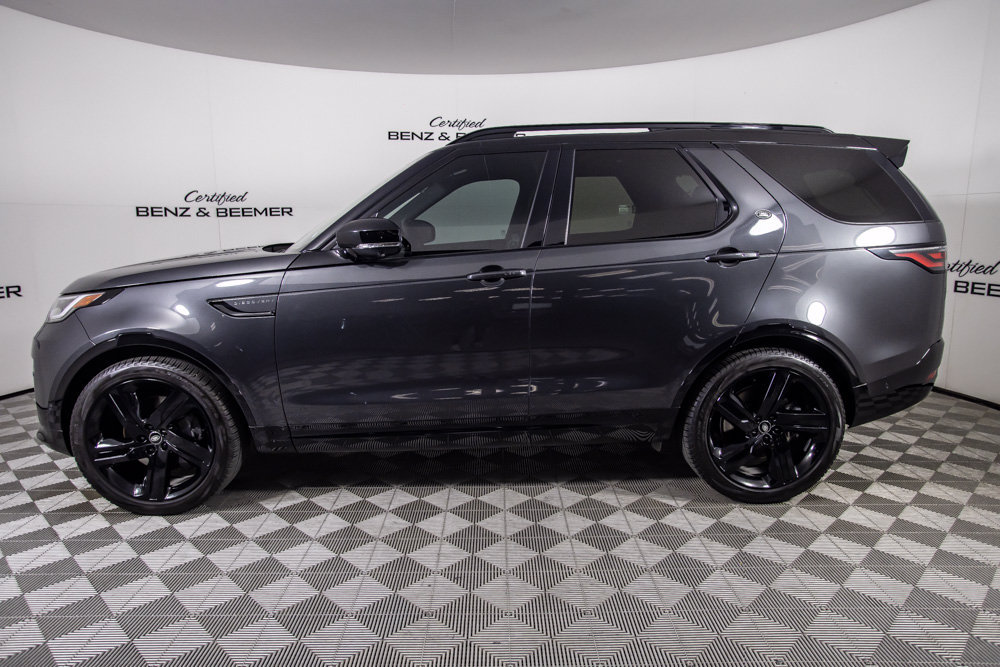 Used 2025 Land Rover Discovery Dynamic SE AWD/4WD image 11