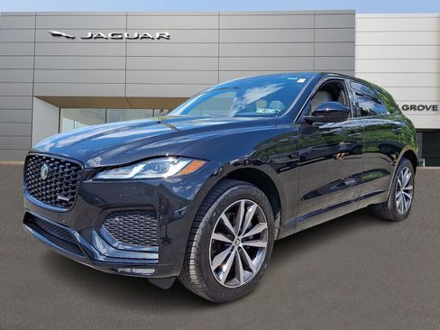 Used 2025 Jaguar F-PACE R-Dynamic S image 1