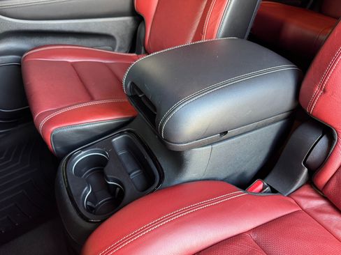 Used 2022 Dodge Durango SRT w/ Premium Interior Group AWD/4WD image 57