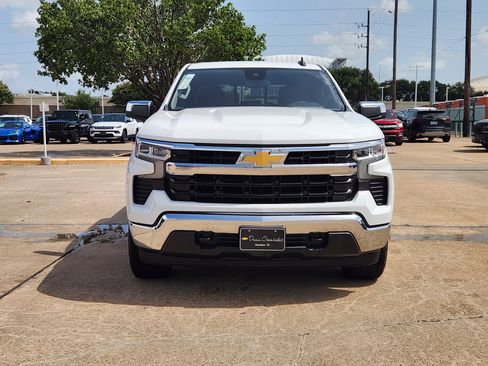 Used 2024 Chevrolet Silverado 1500 LT AWD/4WD image 3