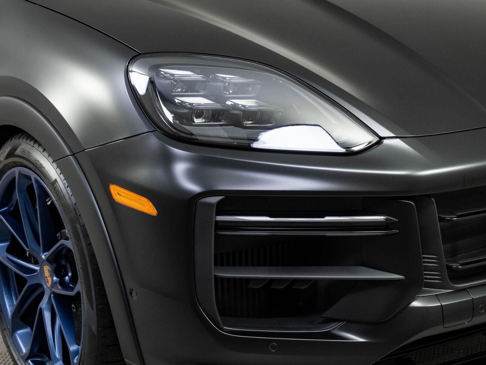 New 2026 Porsche Cayenne Turbo GT AWD/4WD image 37