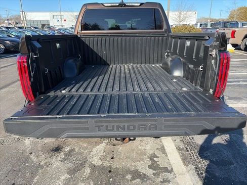 Used 2024 Toyota Tundra Limited image 12