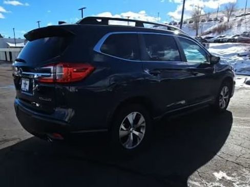 Used 2024 Subaru Ascent Premium w/ Convenience Package image 3