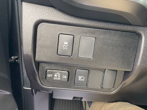 Used 2023 Toyota Tacoma SR5 image 27