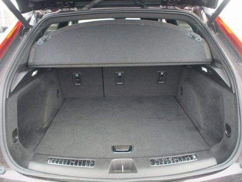 Used 2021 Cadillac XT4 Premium Luxury w/ Driver Awareness Package image 15