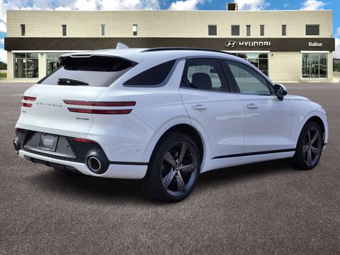 Used 2025 Genesis GV70 3.5T Sport w/ Sport Advanced Package image 3