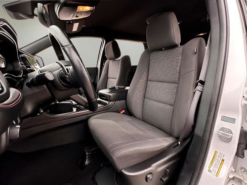 Used 2023 Dodge Durango GT RWD image 6