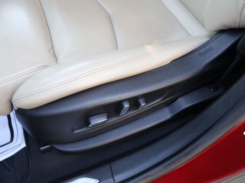 Used 2017 Cadillac XT5 Premium Luxury w/ Driver Assist Package image 23