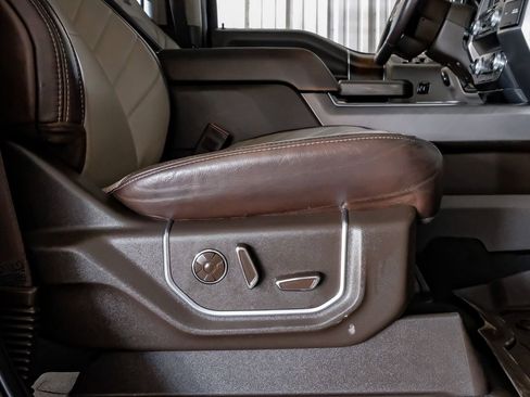 Used 2019 Ford F250 Limited w/ FX4 Off-Road Package image 32