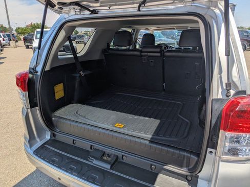 Used 2012 Toyota 4Runner SR5 w/ Premium Pkg w/3rd Row Seat AWD/4WD image 26