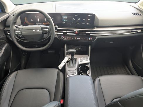 New 2026 Kia Sportage EX w/ EX Panorama Roof Package FWD image 14