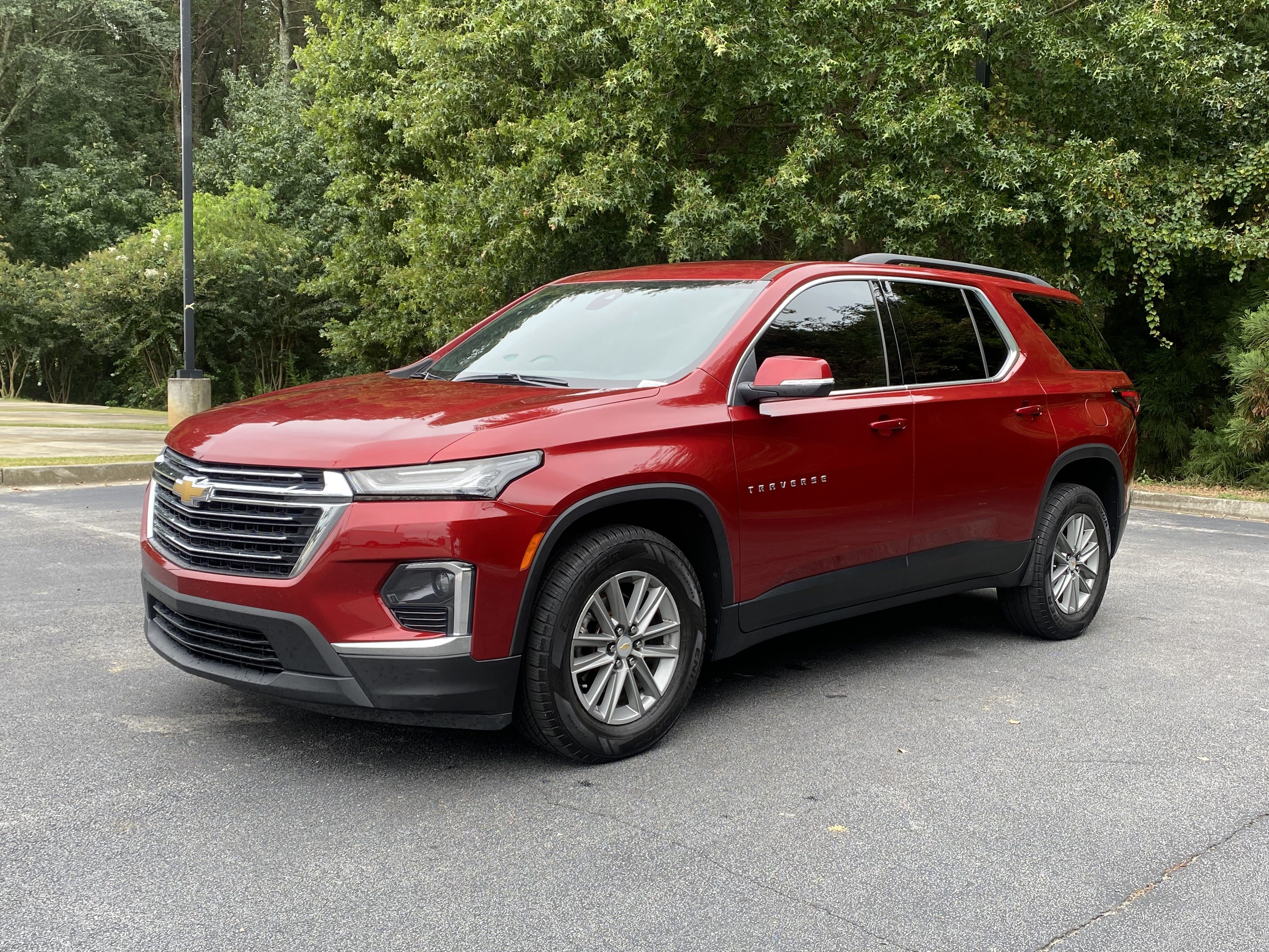 Used 2023 Chevrolet Traverse LT FWD image 5
