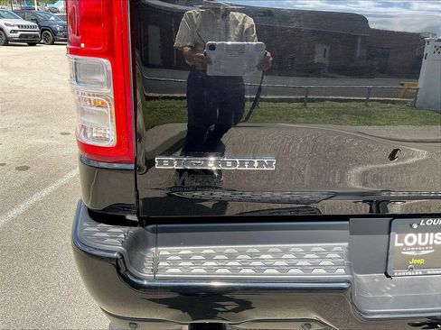 Used 2023 RAM 1500 Big Horn AWD/4WD image 27