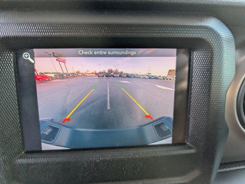 Used 2020 Jeep Gladiator Sport w/ Quick Order Package 24S image 22