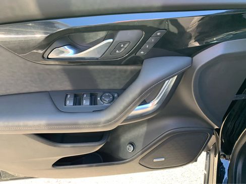 Used 2023 Chevrolet Blazer Premier w/ Enhanced Convenience Package image 13