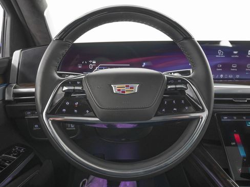 Used 2026 Cadillac Escalade Platinum Sport w/ LPO, Floor Liner Package image 20