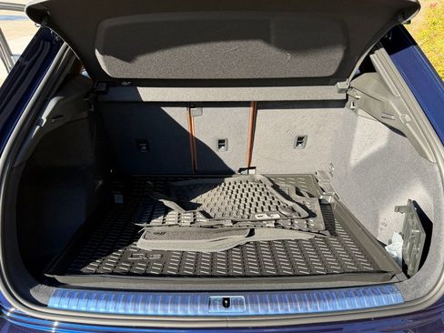 Used 2025 Audi Q3 2.0T Premium image 32