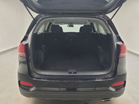 Used 2019 Kia Sorento AWD V6 image 29