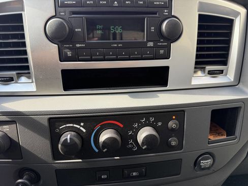 Used 2008 Dodge Ram 3500 Truck SLT w/ Popular Equipment Group AWD/4WD image 15