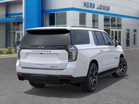 New 2026 Chevrolet Suburban RST w/ RST Capability Package image 4
