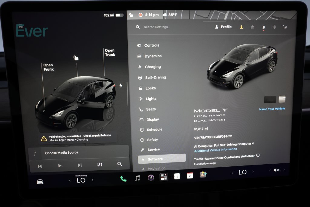 Used 2024 Tesla Model Y Long Range AWD/4WD image 7