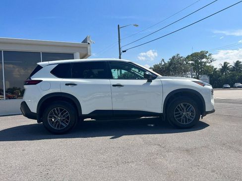 Used 2021 Nissan Rogue S FWD image 8