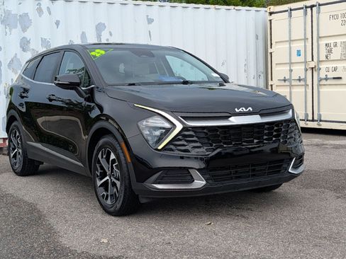 Used 2023 Kia Sportage EX FWD image 1