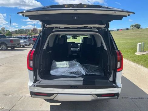New 2026 Ford Expedition Max Platinum w/ Driver's Package AWD/4WD image 10