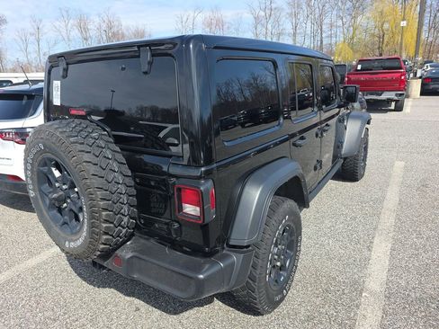 Used 2023 Jeep Wrangler Unlimited w/ Sun & Screen Package AWD/4WD image 2