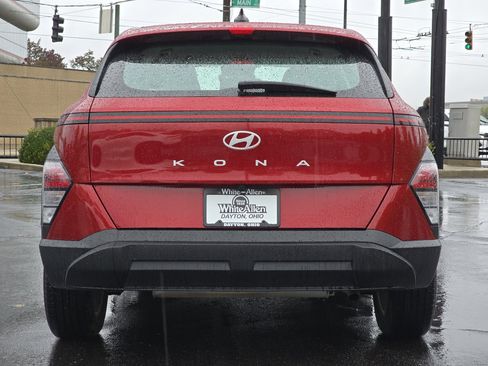 Used 2024 Hyundai Kona SE image 18