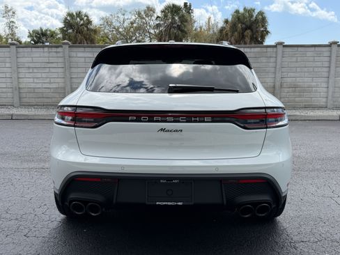 New 2026 Porsche Macan image 10